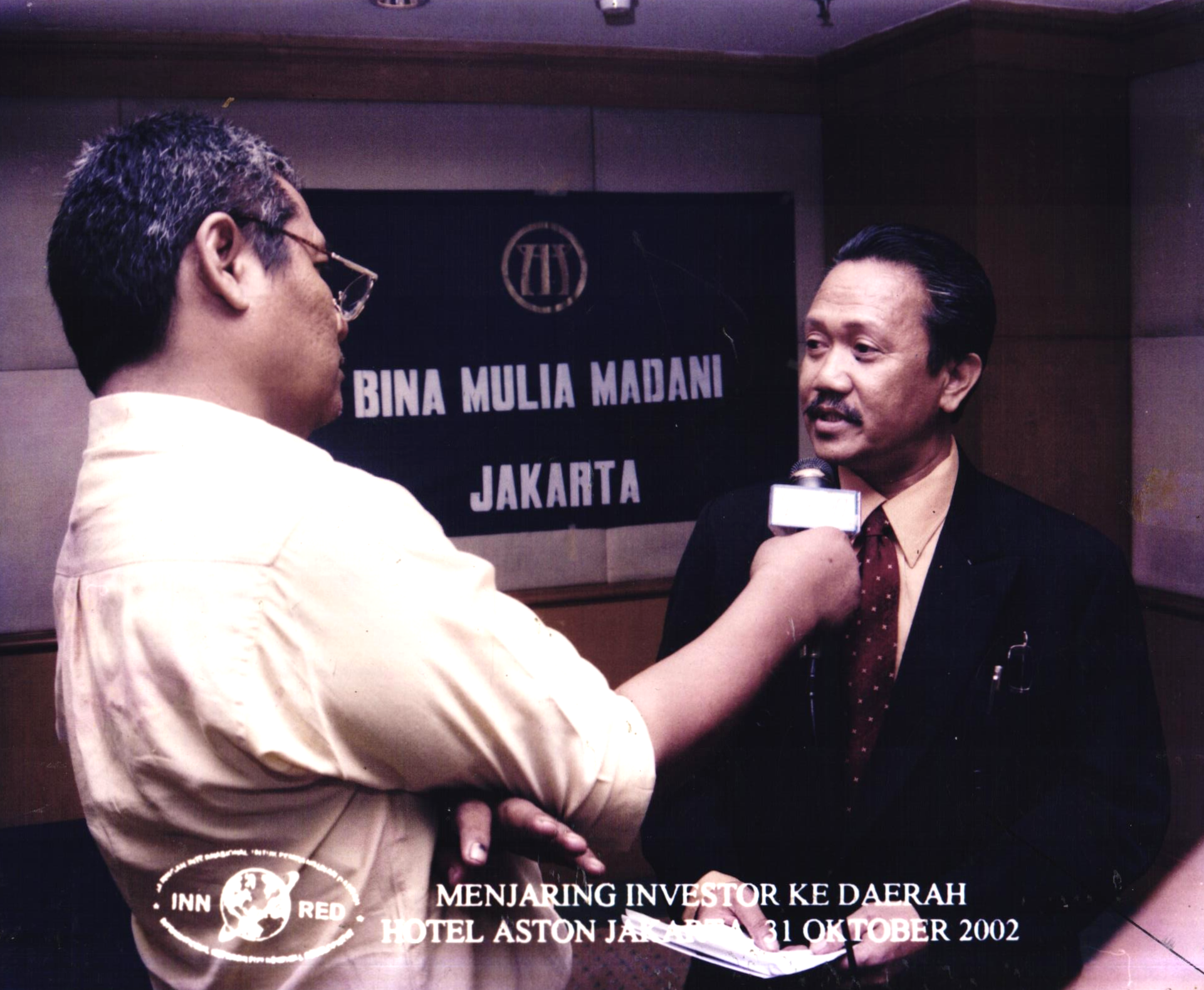 Wawancara TVRI Hotel Aston 2002